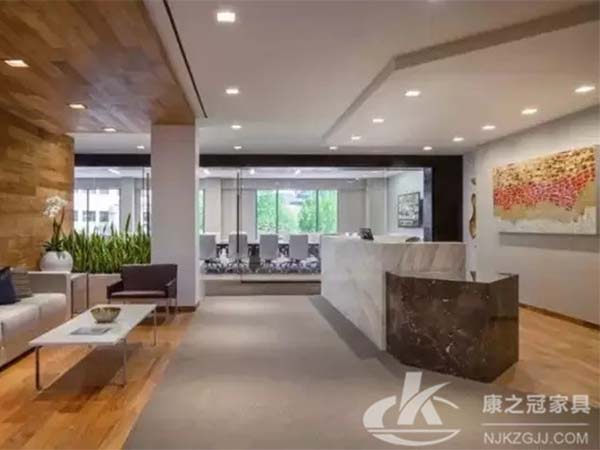康冠推薦金融服務公司辦公家具案例